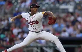 Didier Fuentes, lanzador colombiano de los Bravos de Atlanta.