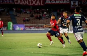 Frank Fabra supera la marca del paraguayo Guillermo Paiva. 