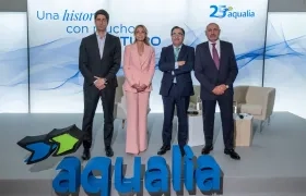Directivos de Aqualia. 
