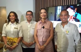 Diana Molina, Gerente del Fondo Bienestar; Fabián Dangond, Consultor de Economía Creativa; Julieth Pedraza, cofundadora de la Fundación Cocha Molina, y Juan Carlos Ospino, Director del Carnaval de Barranquilla.
