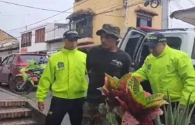 Alexander Díaz Alvarado tras ser capturado por la Policía. 