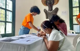 Artistas y gestores culturales.