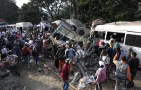 Zona del lugar del atentado el pasado sábado en la Vía Panamericana, en Cajibío. 