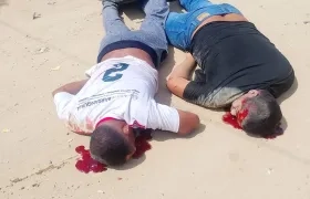 Las víctimas se movilizaban en esta motocicleta cuando fueron atacadas a bala. 