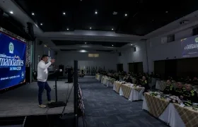 El Presidente Petro en la última reunión pública con los comandantes de la Policía.