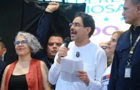 El candidato presidencial Iván Cepeda.