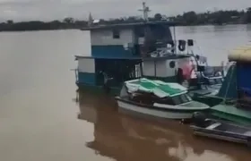 Embarcación colombiana atacada por la marina peruana