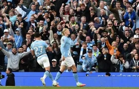 Erling Haaland celebra el 2-1 durante el partido del Manchester City y Arsenal FC