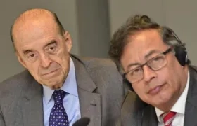 Álvaro Leyva y Gustavo Petro.