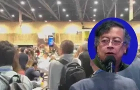 Petro fue abucheado en Bogotá.