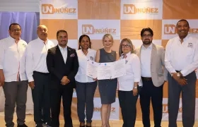 La Corporación Universitaria Rafael Núñez (UniNúñez) recibiendo la certificación internacional ISO 21001:2018, otorgada por Icontec. 