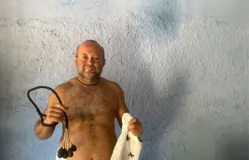 José Sarmiento de 42 años. 