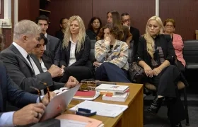 Fernando Burlando, abogado de las hijas de Maradona, Gianinna y Dalma, y Verónica Ojeda, expareja del exfutbolista.