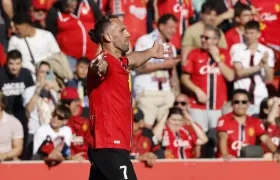 Vedat Muriqi celebra el gol que le dio la victoria al Mallorca sobre el Real Madrid.