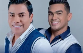 Churo Díaz y el acordeonero Elías Mendoza.
