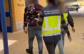 Policía española detiene a 34 personas por usar documentos colombianos para ingresar a Europa.