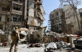 EE.UU. advirtió que el lanzamiento de proyectiles de Hizbulá contra Israel es "insostenible"