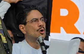El candidato presidencial Iván Cepeda.