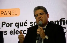 El Contralor General, Carlos Hernán Rodríguez.