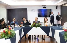 El presidente de Findeter, Carlos Alberto Saad Llinás, presentando el balance de la entidad. 