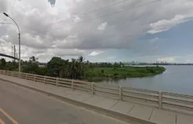 Los dos cuerpos fueron encontrados en el río Magdalena, altura del puente Pumarejo. 