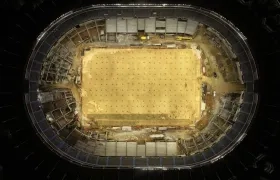 El Metropolitano con el inicio de la siembra del nuevo césped.