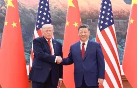  Xi Jinping, presidente de China y Donald Trump, presidente de E.E.U.U. se reúnen para hablar sobre aranceles. 
