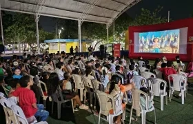 Lanzamiento del programa 'Cine a la plaza', en el municipio de Galapa. 