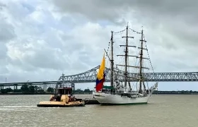 Buque Gloria en Estados Unidos.