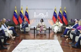 La presidenta encargada de Venezuela, Delcy Rodríguez, durante el anuncio.  