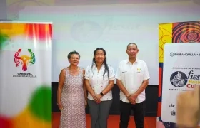 Nubia Flórez, Margarita Monsalve Salas y Juan Ospino. 