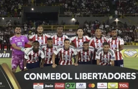 Onceno inicialista de Junior en el partido contra Cerro Porteño. 