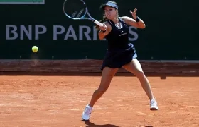 La colombiana María Camila Osorio durante su partido contra la rusa  Anna Kalinskaya.