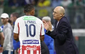 Alfredo Arias, técnico del Junior, con Luis Muriel, principal contratación para 2026.