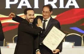 Abelardo De La Espriella y el vicepresidente José Manuel Restrepo.