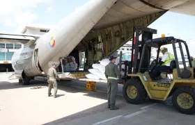 Avión de la Fuerza Aeroespacial Colombiana que traerá a compatriotas residentes en Venezuela