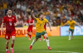 Connor Metcalfe anotando para Australia.