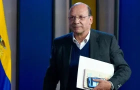 El ministro Delegatario con funciones presidenciales, Germán Ávila