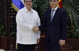 Cuba resalta los "sólidos lazos" con Vietnam y la solidaridad de ese país con la isla