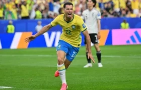 Gabriel Martinelli celebra