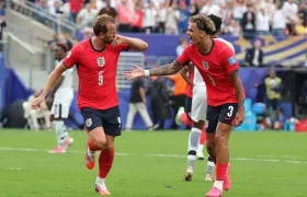 Harry Kane celebrando su conversión.