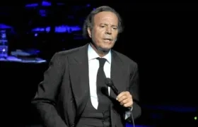 Julio Iglesias. 