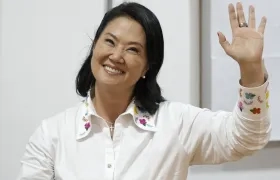 Presidentes y líderes de derecha felicitan a Fujimori por alcanzar la presidencia de Perú