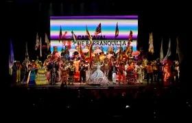 La muestra artística contó con la participación de 120 hacedores de la fiesta.