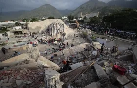 Operaciones de rescate en La Guaira, tras los terremotos. 