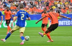 Momento de uno de los goles de Cody Gakpo.