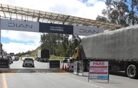 Paso fronterizo entre Colombia y Ecuador
