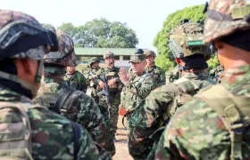 Personal de la Primera División del Ejército en los operativos