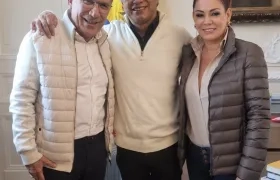 Roy Barreras, Gustavo Petro y Gloria Arizabaleta.