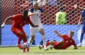 Cyle Larin, autor del gol del empate de Canadá ante Bosnia y Herzegovina.